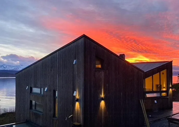 Сasa de vacaciones Architect-designed With View In Molde *