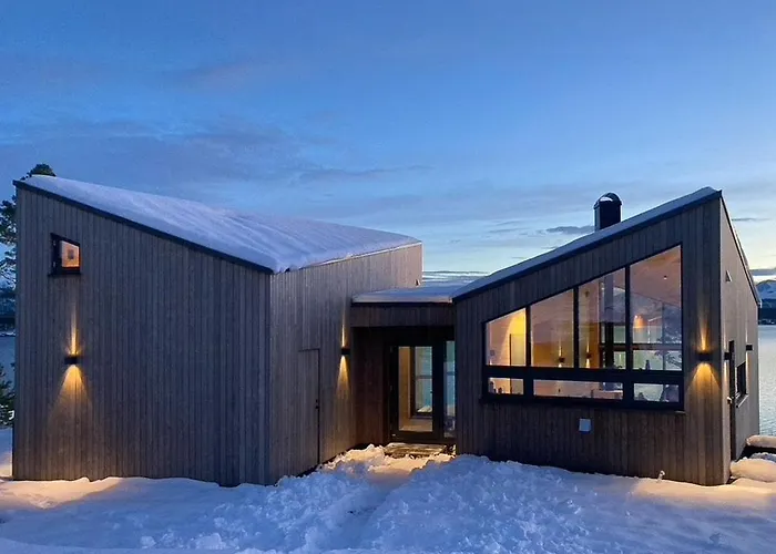 Architect-designed With View In Molde Сasa de vacaciones *